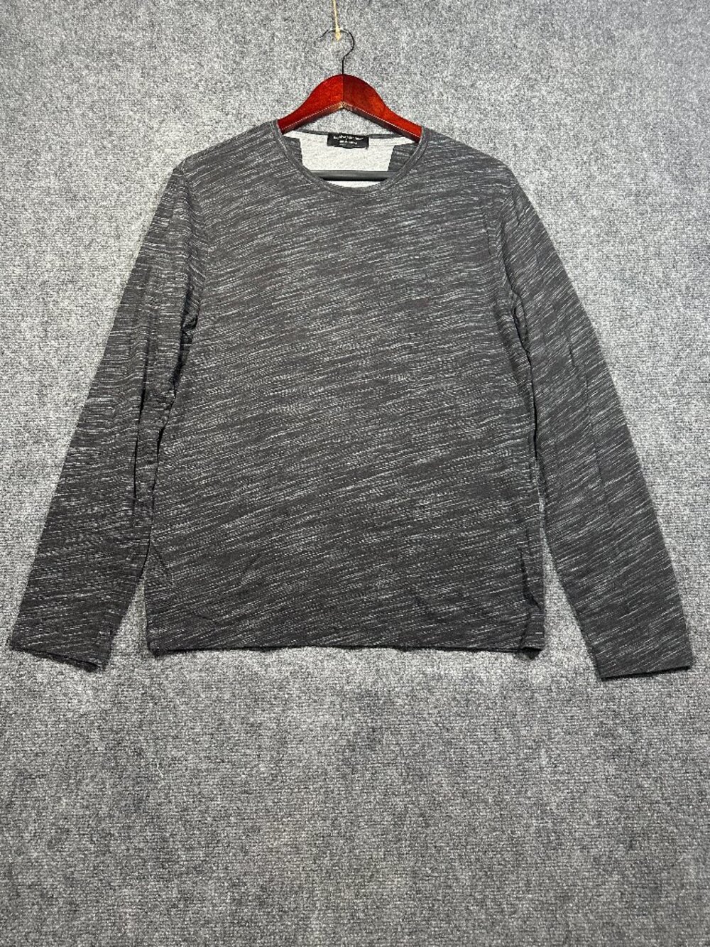 Banana Repubilc Shirt Mens Medium Gray Black Moisture Wicking Pullover Long Slee